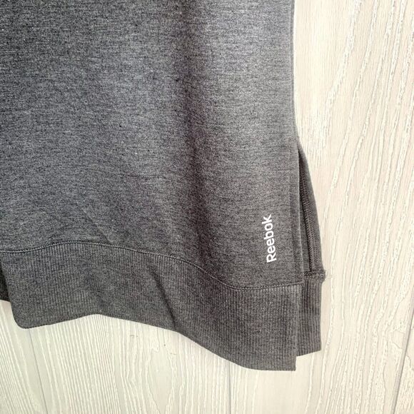 Reebok Gray V-Neck Sweatshirt Size Large NWT - Picture 2 of 4